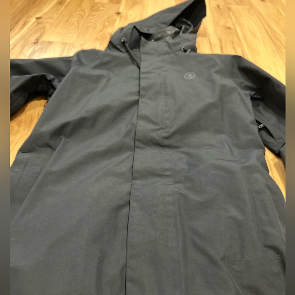 Volcom GORE-TEX Snowboard Jacket - Women's XS Black - Picture 4 of 6